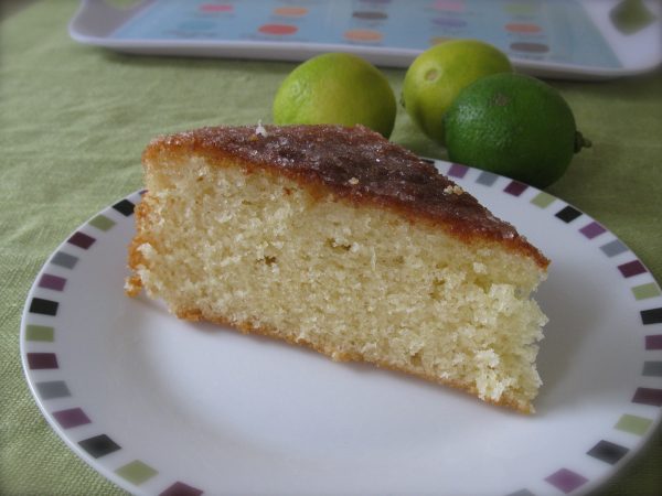 Lemon drizzle cake