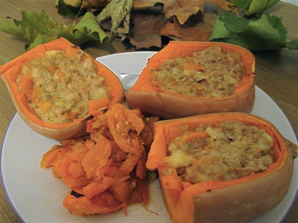 Zucca gialla ripiena e odor di rosmarino